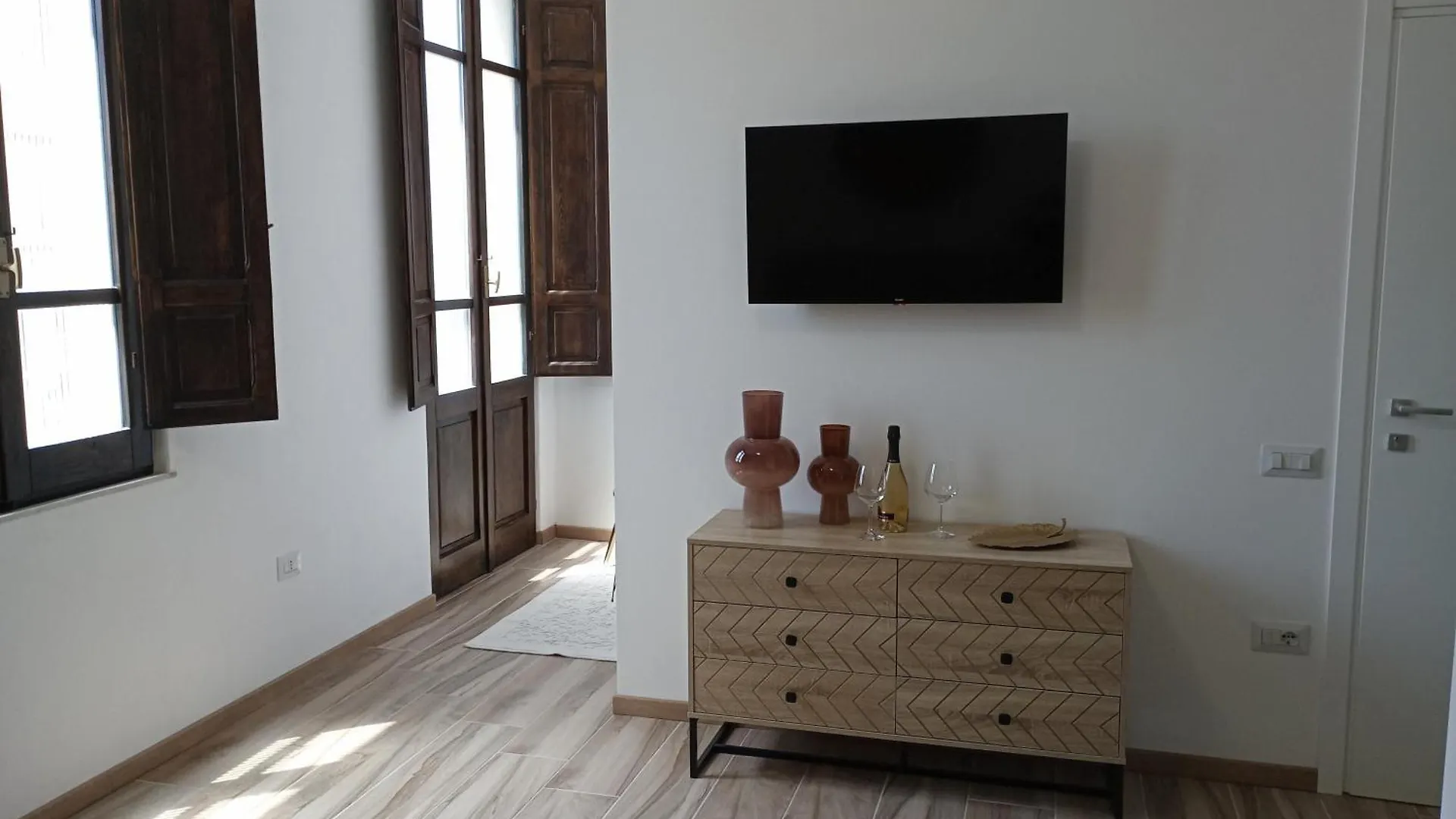 Niu Rooms Oristano 0*,